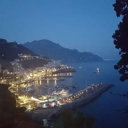 Bouganville&sea Lejlighed *